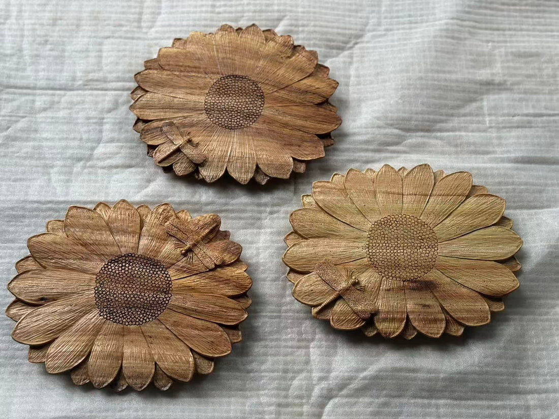 Hand Carved Wooden Tray( Crafting time: 3–5 days.)